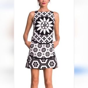 Desigual Black Off White Floral Geometric Sleeveless Shift Dress Sz 36 - US 4 XS